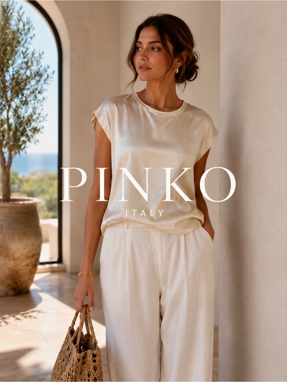 🇮🇹 100% Silk- size M, Pinko Cream Satin Cap Sleeve Top